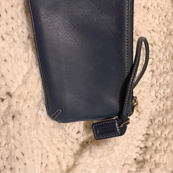 Coach Blue Leather Wristlet used condition check pictures for flaws
